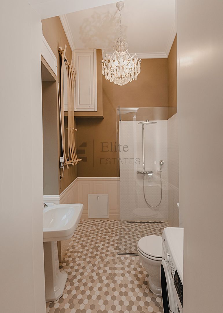 Apartament exclusivist cu garaj ultracentral in Oradea - Poză 12