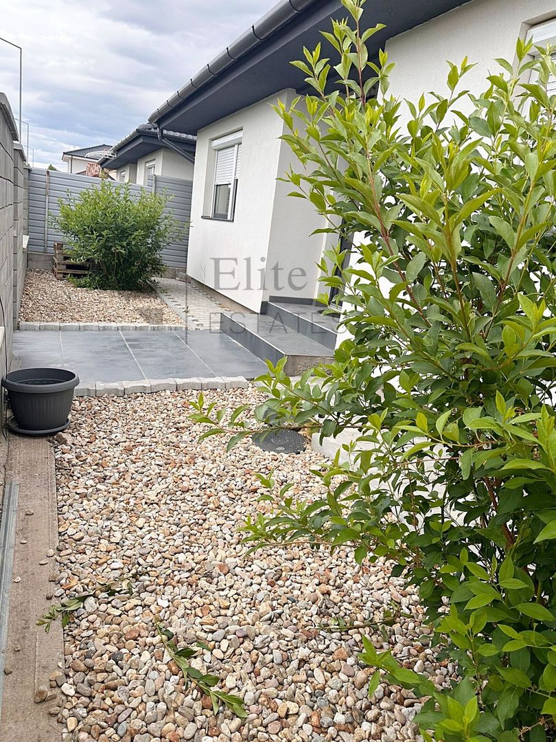 Casa cu 3 camere de inchiriat Cartierul Tineretului Oradea - Poză 1