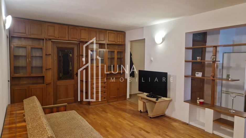 De închiriat – Apartament 3 camere, proximitate UMF/Spital - Poză 3