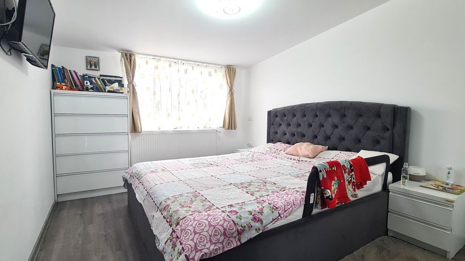 Casa mobilata si utilata in Cartier Izvor Tarlungeni Brasov - Poză 13