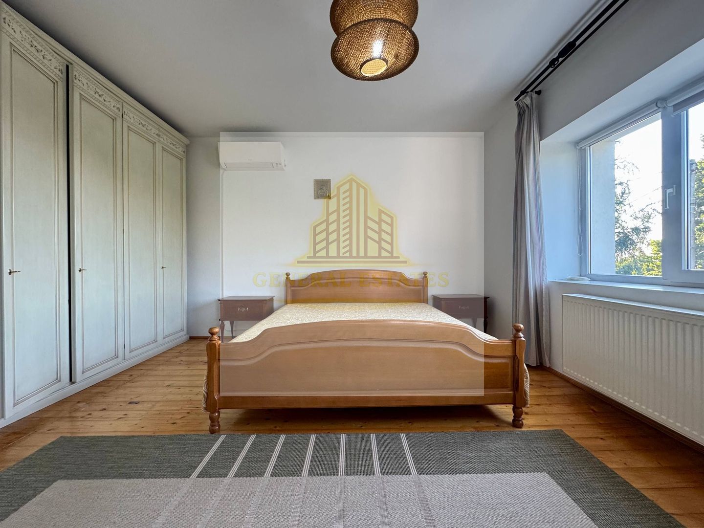 Vânzare Casă  D+P+E - 230 m.p. - Bucium - Poză 9