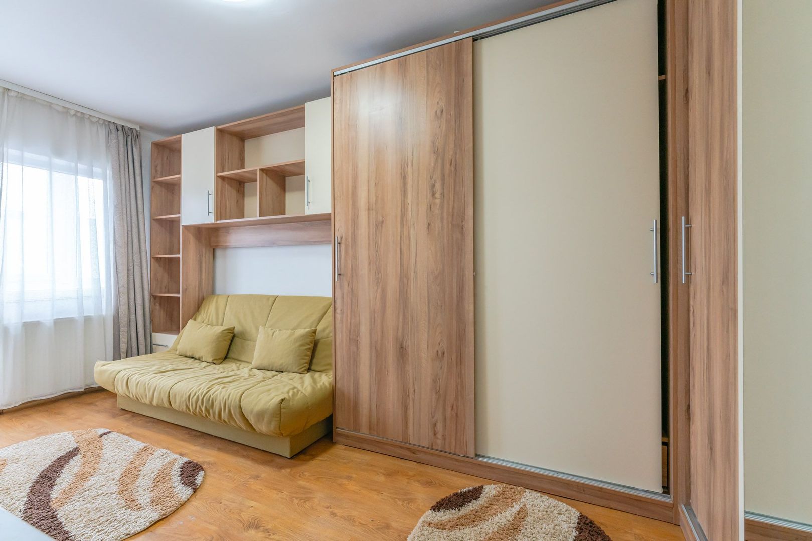 Garsoniera mobilata cu loc de parcare - Poză 4