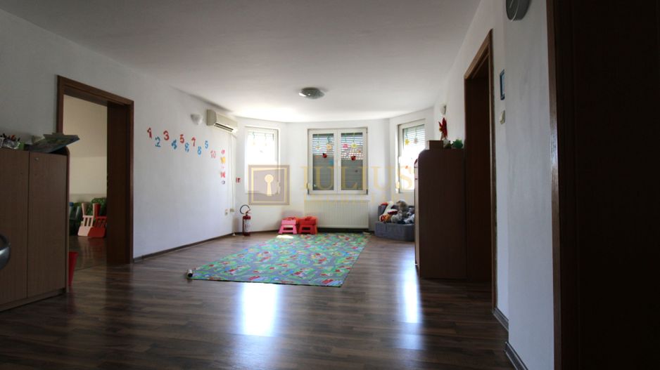 Casa ideala pentru activitati Comerciale. (gradinita, after school, ...) - Poză 19