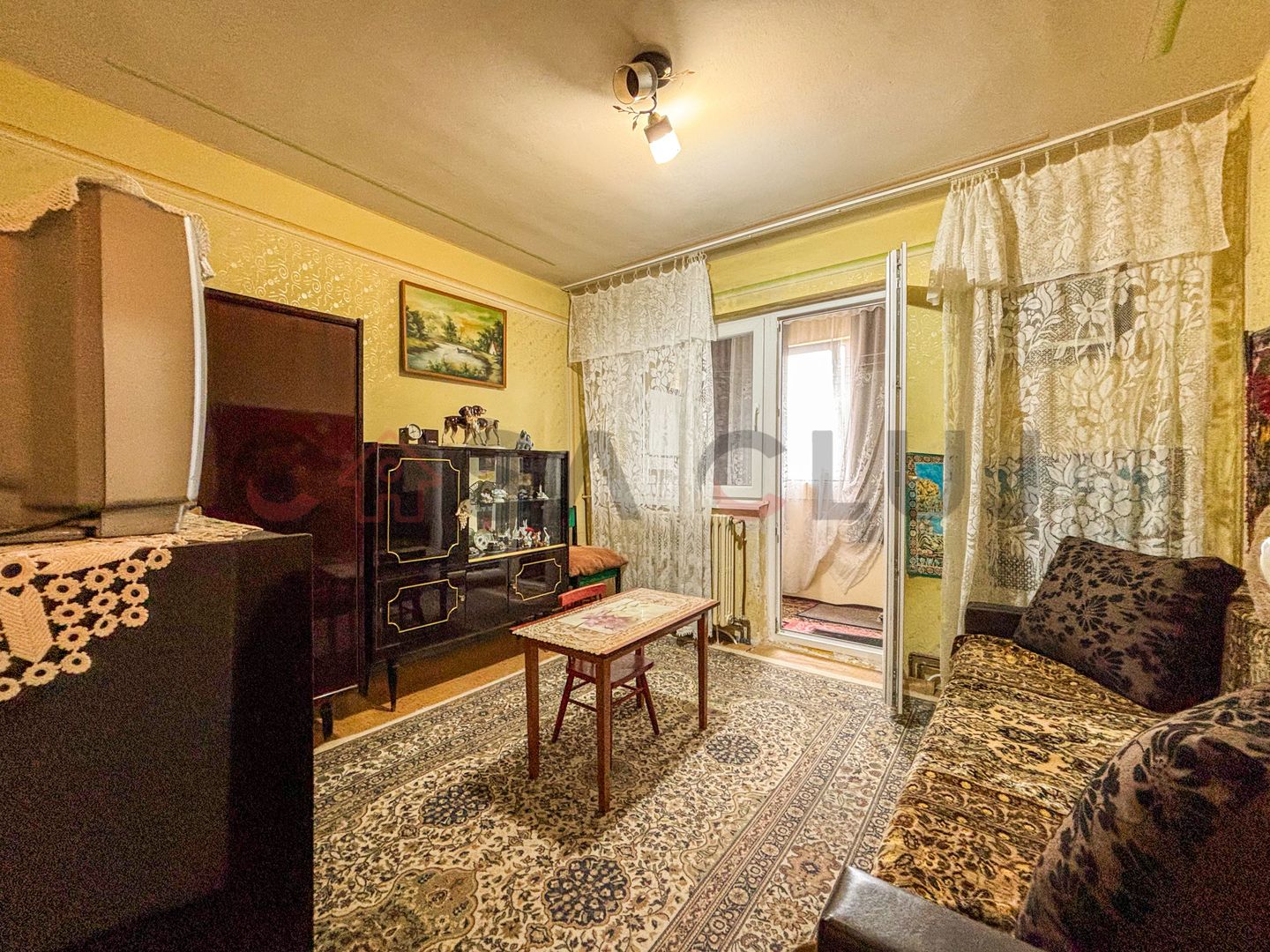 Decomandat, doua balcoane, etaj intermediar - zonă verde - Mănăștur - Poză 2