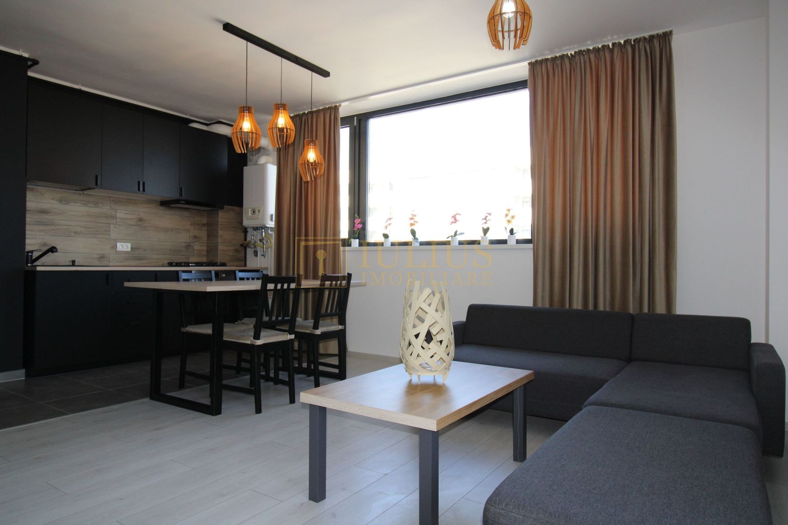 Xcity Tower, 2 camere, centrala proprie - Poză 1