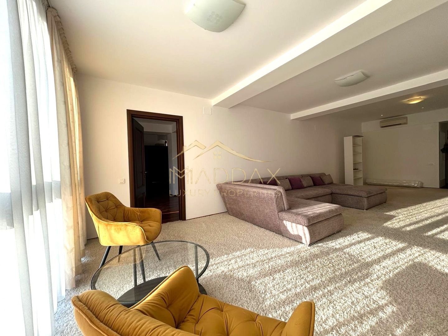 3 camere // 140mp // parcare si boxa // parc Herastrau // cartier Francez - Poză 4