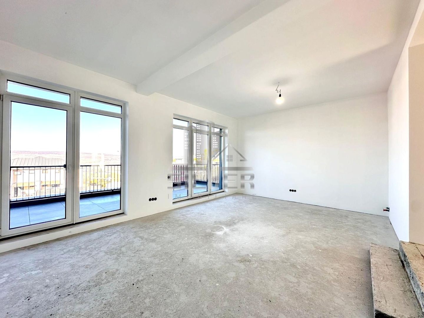 Casa tip Duplex cu demisol si terasa/CF. - Poză 13