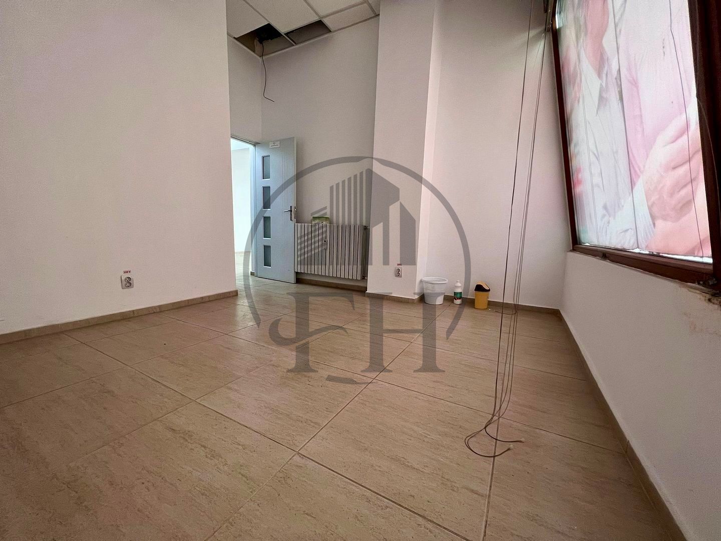 Spațiu comercial cu 3 camere de închiriat în Tomis III, Constanta - Poză 3