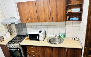 Inchiriez AP 2 decomandat, spital Filantropia, Victor Babes - Poză 8