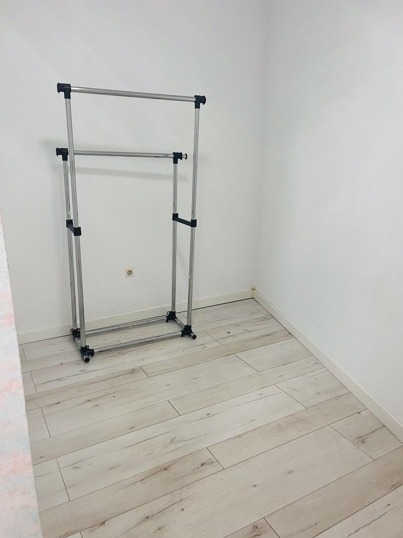 Oaza de liniste si verdeata, aproape de Km 0 -  Brestei, zona Obedeanu - Poză 29