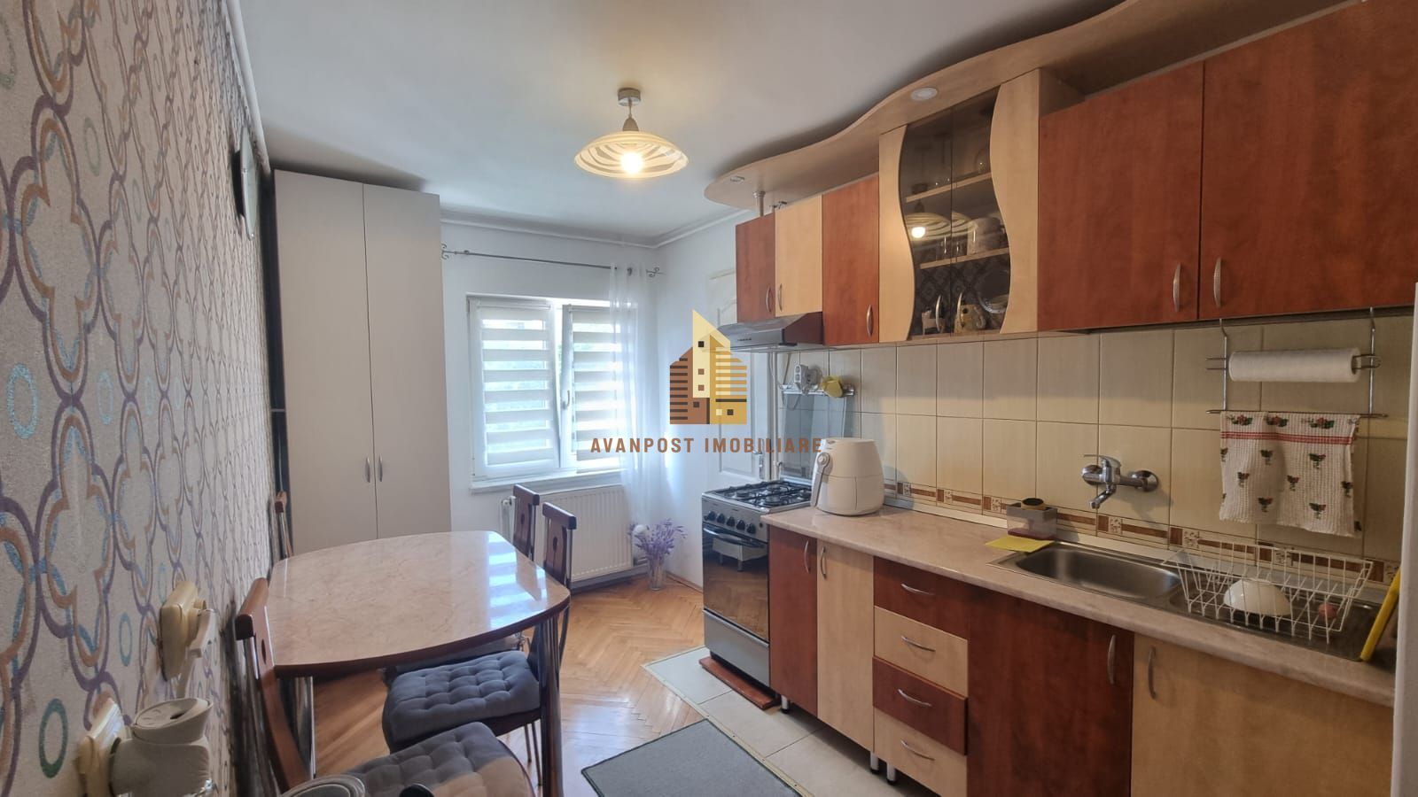 | Apartament cu 2 camere | Etaj intermediar | Cartierul Marasti | - Poză 4
