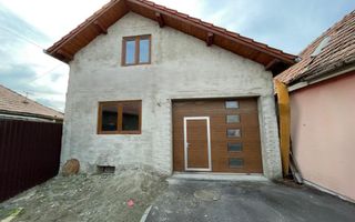 Casa de Vanzare CU GARAJ in Gusterita - Sibiu - Poză 1