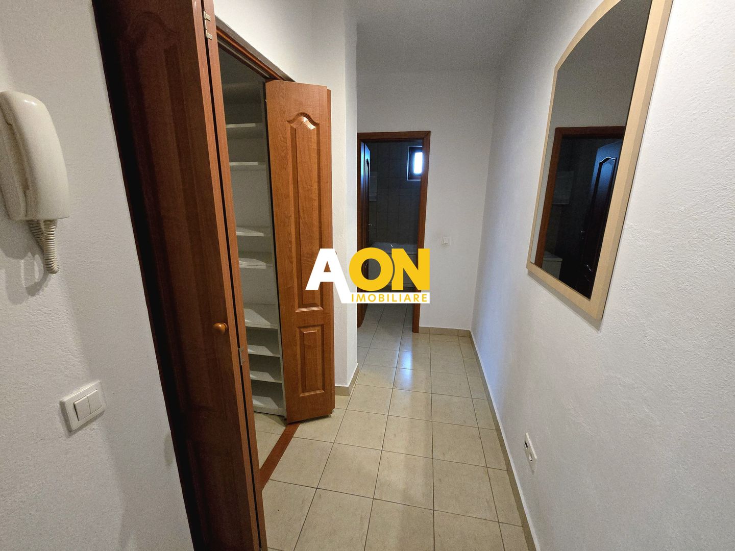 Apartament 2 Camere, Bloc Nou, Zona Piață - Cetate - Poză 9