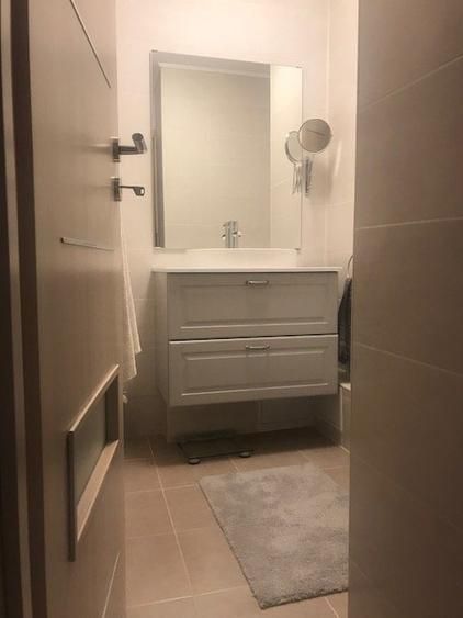 Vanzare Apartament 3 camere, etaj 1, 2 băi, renovat, mobilat, utilat - Sector 5 - Poză 9