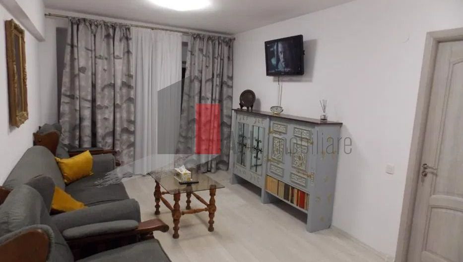 Inchiriere 3 Camere Decebal - Poză 1