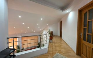 VILĂ SPAȚIOASĂ ÎN TĂTĂRAȘI | 450 MP | CURTE 400 MP - Poză 5