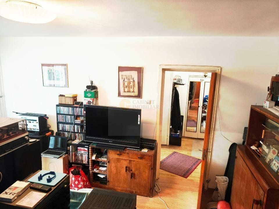 2 camere | Gorjului | 300m Metrou | Etaj intermediar | Gaze trase - Poză 1