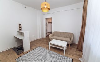 Apartament 4 camere renovat, central, ideal rezidențial sau activitate business - Poză 3
