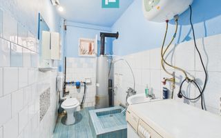 Apartament Săvârşin vizavi de intrarea la Castel - Poză 9