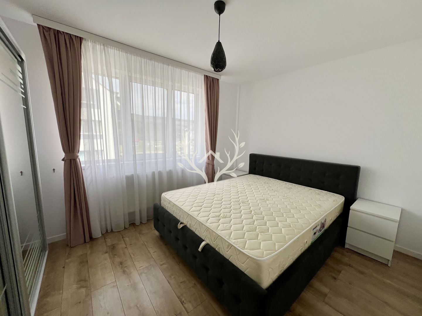 Apartament cu 3 camere + parcare, str. Tineretului, Floresti - Poză 3