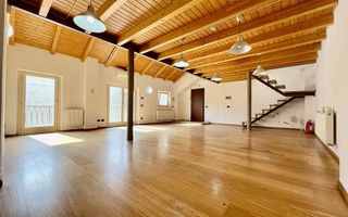 Penthouse pe doua niveluri situat in Piata Unirii - Poză 1