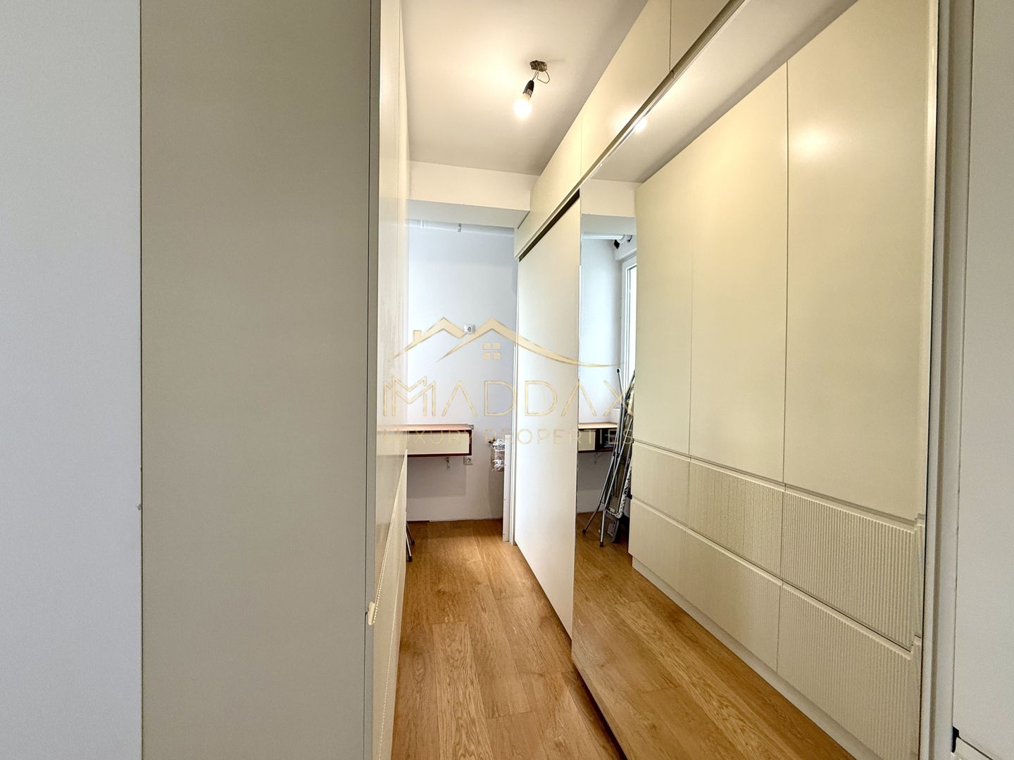 Apartament cu 4 camere  *122mp* / 1 Parcare Subetarana / Floreasca - Lake View - Poză 17