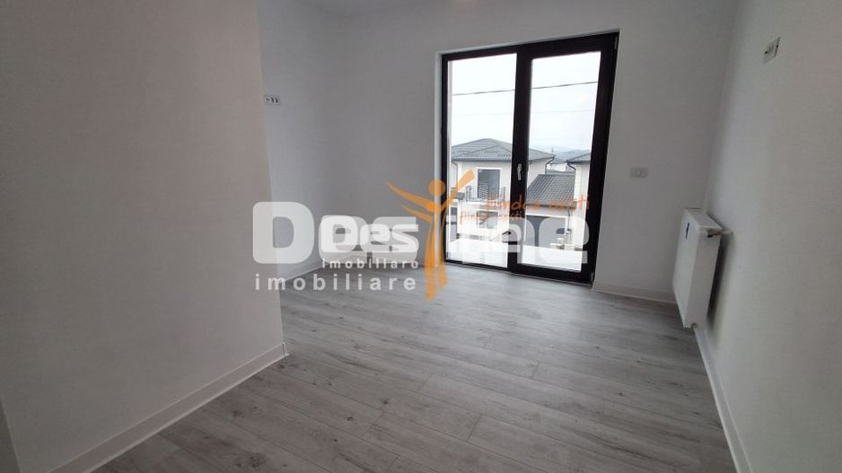 CASĂ tip duplex, situata in Valea Adanca - Poză 14