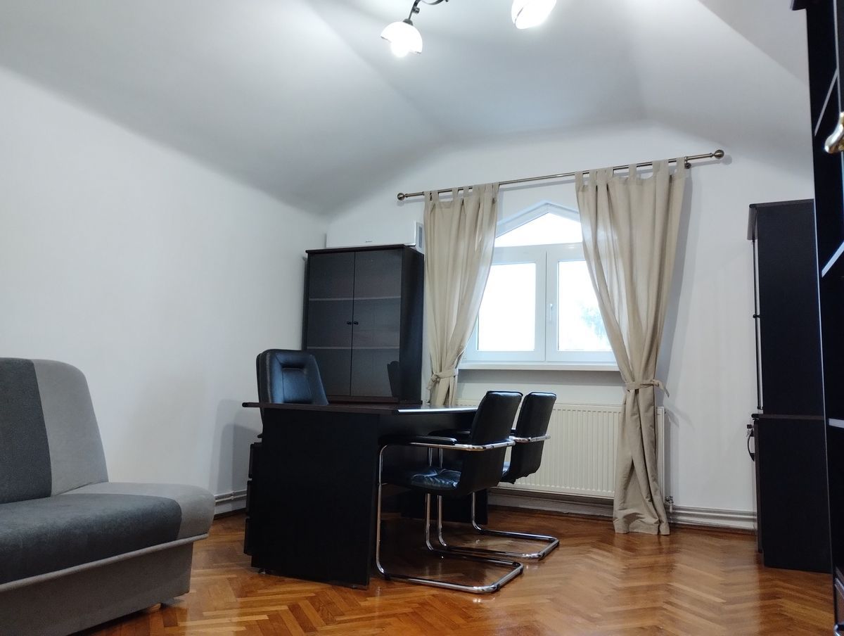 Închiriez apartament 3 camere, Calea Calarasi,renovat,centrală proprie - Poză 2