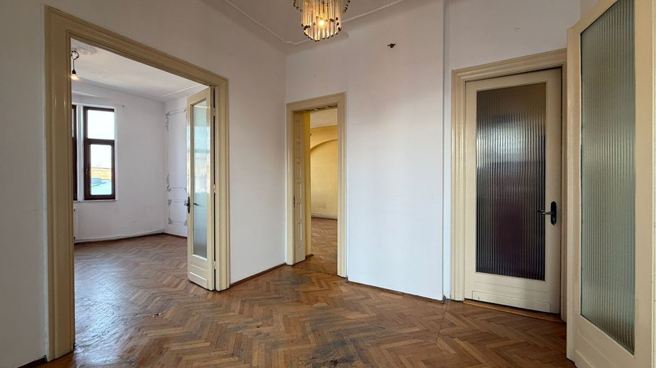 DE VÂNZARE APARTAMENT 3 CAMERE | VILĂ INTERBELICĂ | CENTRALĂ | CALEA CĂLĂRAȘI - Poză 3