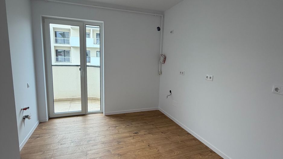 Apartament cu două camere, decomandat, finisat, EROILOR RESIDENCE - Poză 5