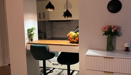 Garsonieră mobilată și utilitată