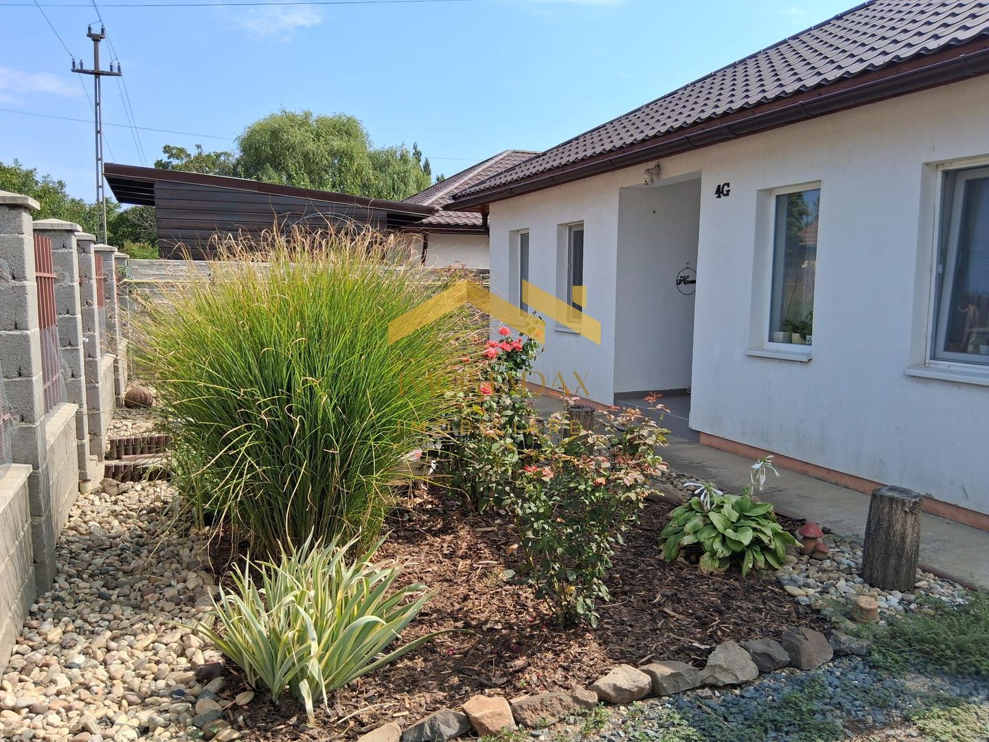 -Casa Individuala - 4 camere -teren generos - - Poză 11