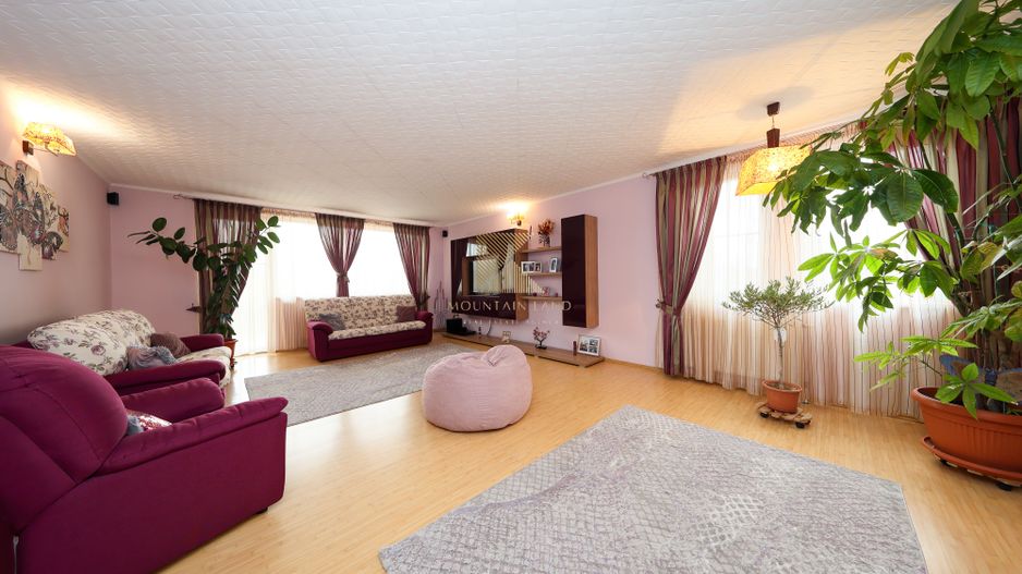 Reședință exclusivistă cu potențial investițional în centrul Cristian - Poză 20