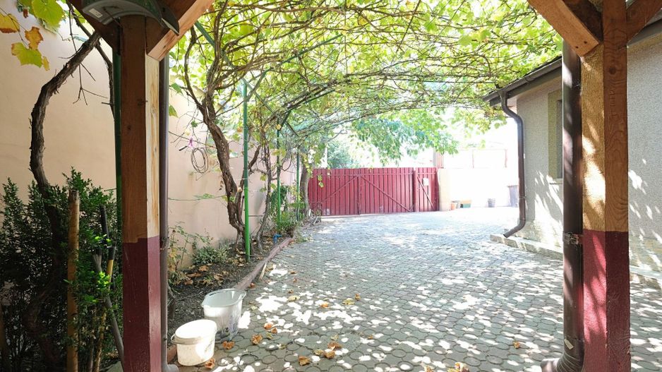 LACUL TEI - Tei Toboc, imobil teren 200 mp. plus casa din caramida - Poză 15