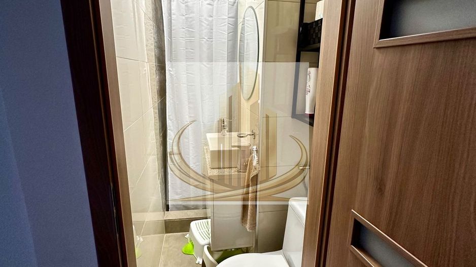 Apartament cu 4 camere si 2 bai | 84 mp | decomandat | zonă centrală - Poză 12