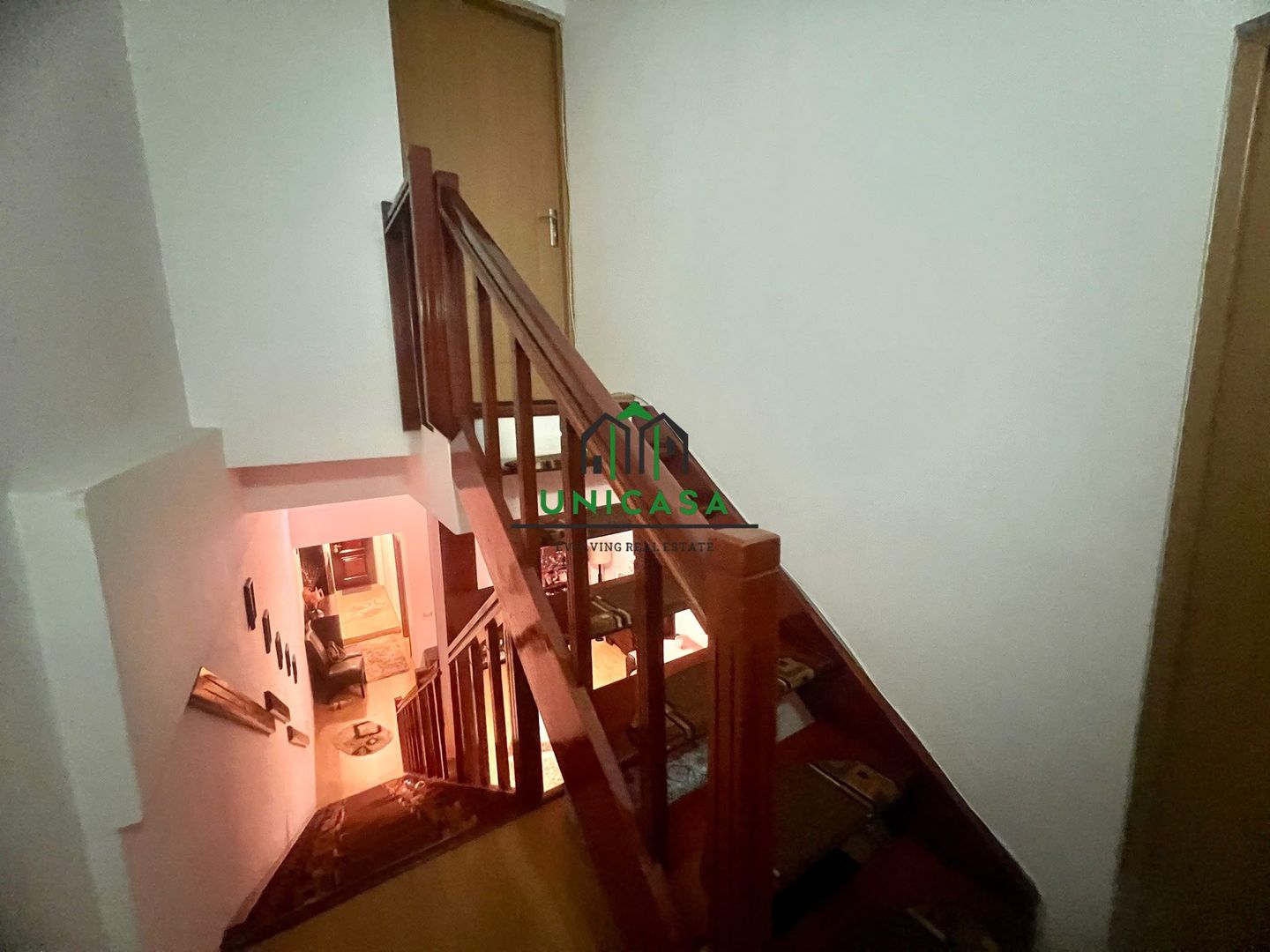 Casă tip englezesc/ Vlădești – 124 mp utili, mobilată și utilată - Poză 8
