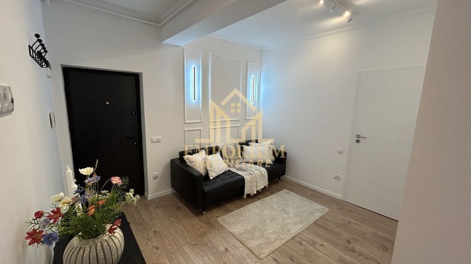 3 camere semidecomandate, Parcare, AC, Gruia, zona Garii - Poză 3