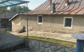 Casă bătrânească de vânzare – Comuna Livezi, Județul Vâlcea - Poză 5