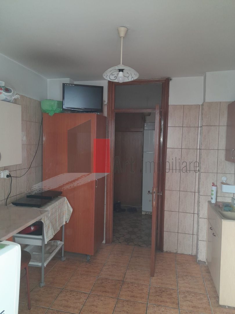 apartament 3 camere Drumul Taberei - Poză 5