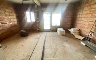 Casă la roșu, 3 dormitoare, teren 340 mp – Moșnița Nouă, lângă Kaufland - Poză 7