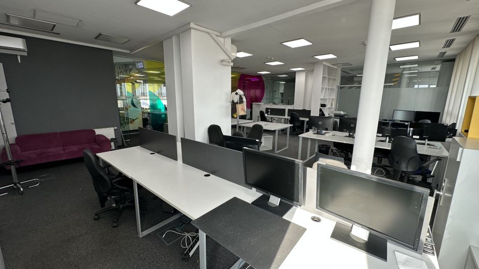 Spațiu  inchiriat   birouri   316 mp - Poză 13