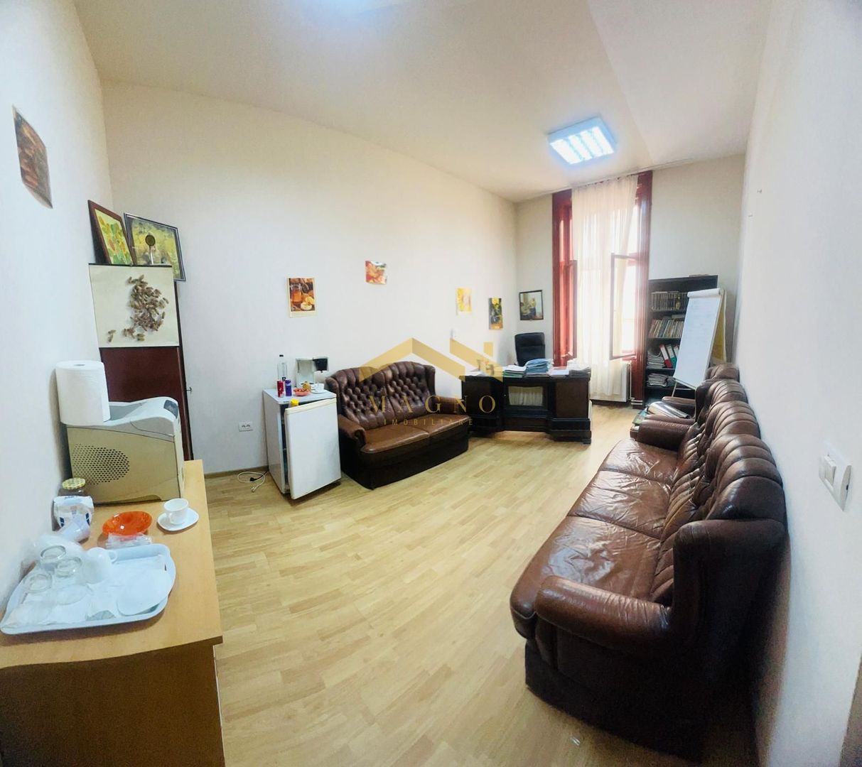 Apartament (pretabil pentru Birou ,Cabinet etc.) de vanzare in centru. - Poză 3