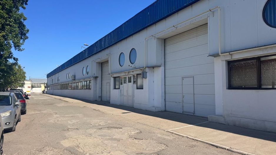 Hala Comerciala, depozitar de închiriat confectii zona accesbili oras - Poză 9