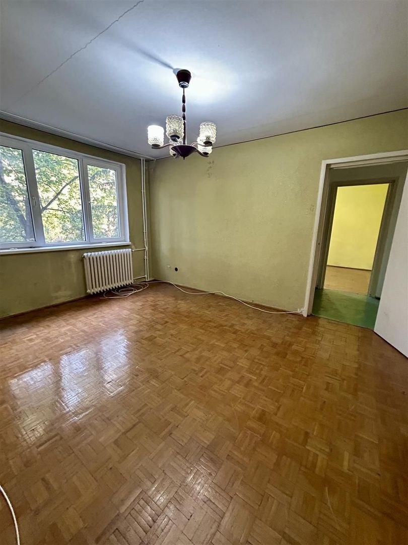 Apartament cu 2 camere semidecomandat zona Rogerius - Poză 1