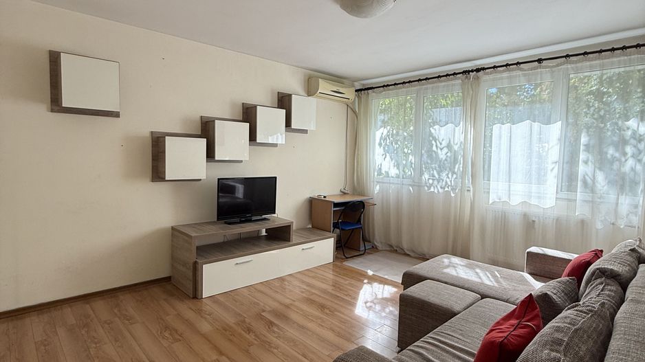 Apartament 2 camere de închiriat — Bd. Dimitrie Cantemir, Sector 4 - Poză 1