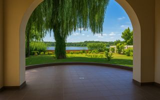 Vilă superbă pe malul lacului Snagov - 28 m deschidere la lac - Poză 2