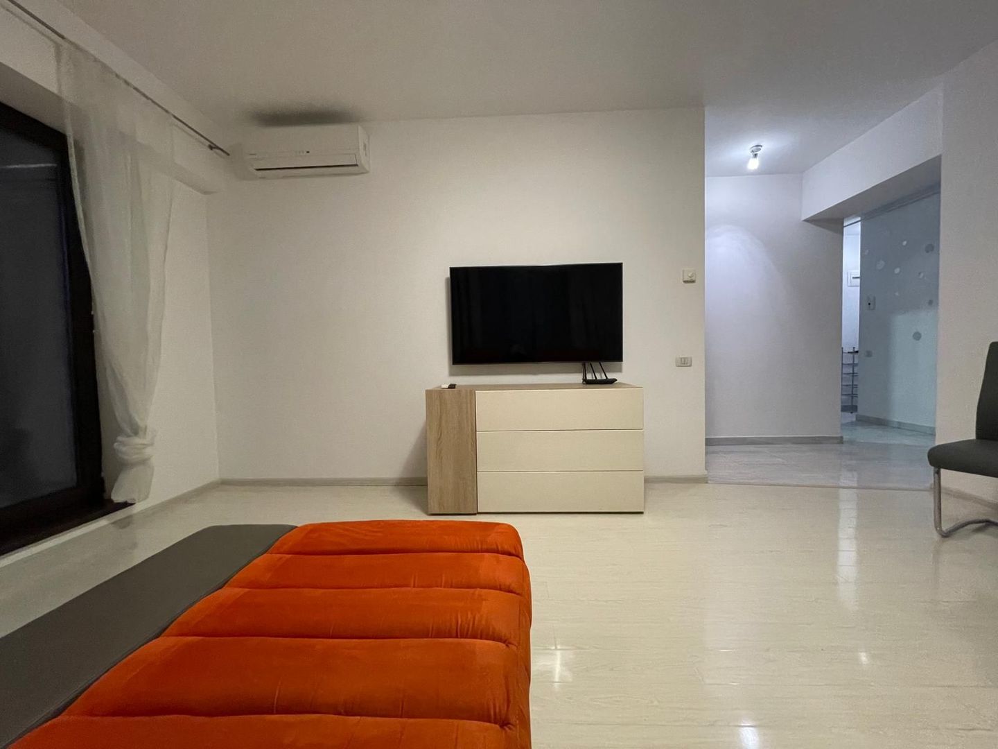 2 camere | Unirii – Str. Anton Pann | parcare subterană | etaj 1 - Poză 3