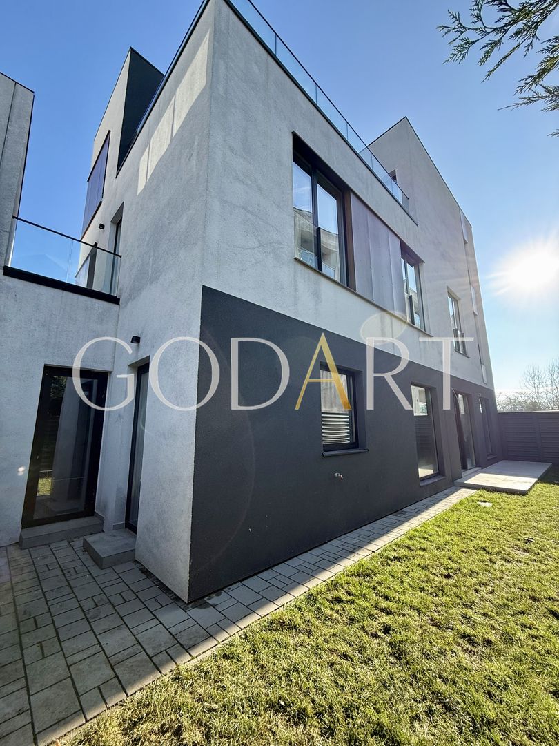 RESEDINTA EXCLUSIVISTA | PIPERA | - Poză 32