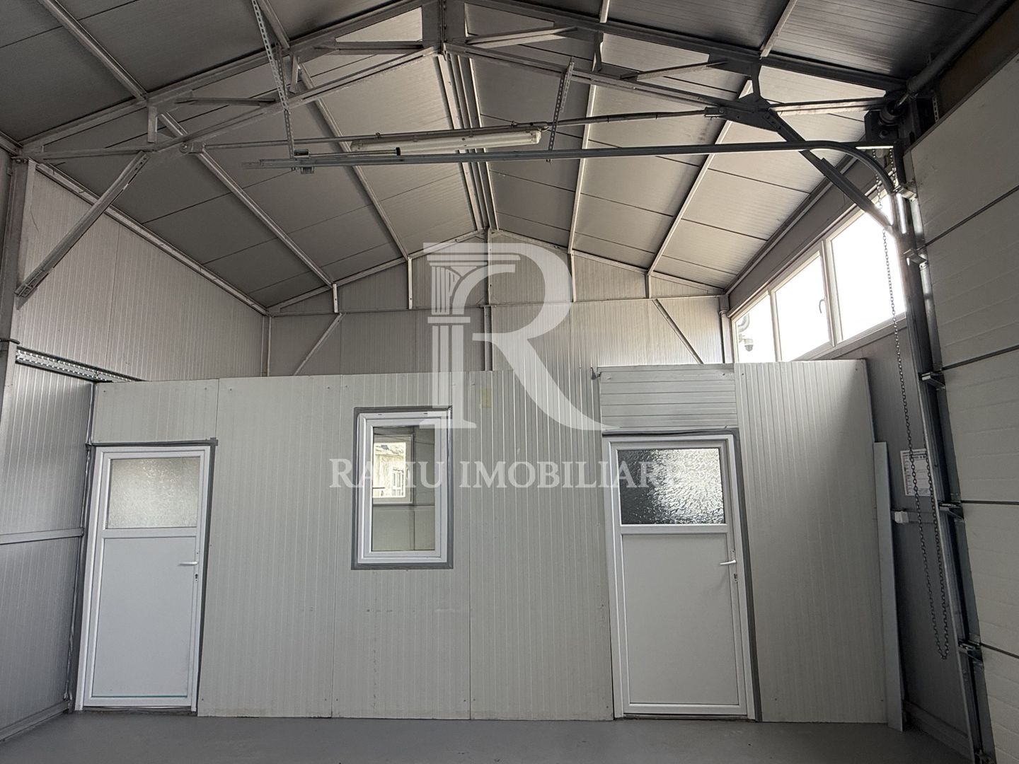 De închiriat hală industrială | 120 mp  | Oradea | - Poză 4