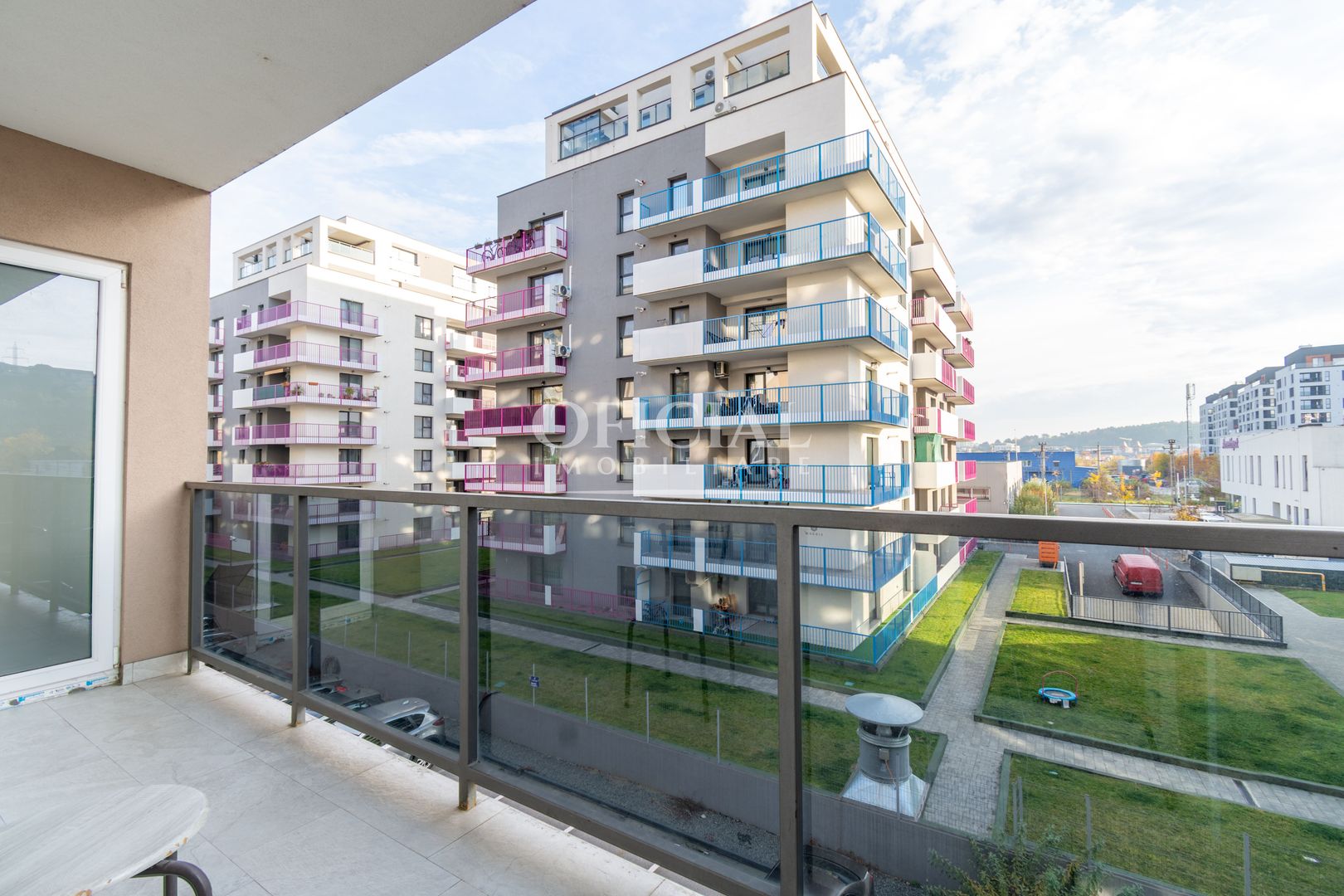 Apartament 3 Camere | La Cheie | Parcare Inclusa | Zona VIVO Metro - Poză 1